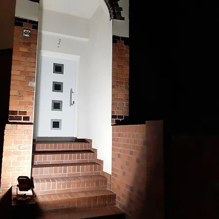 Apartment Charmante Monteurwohnung Bei Berlin, Tesla *