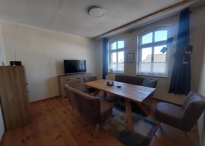 Charmante Monteurwohnung Bei Berlin, Tesla