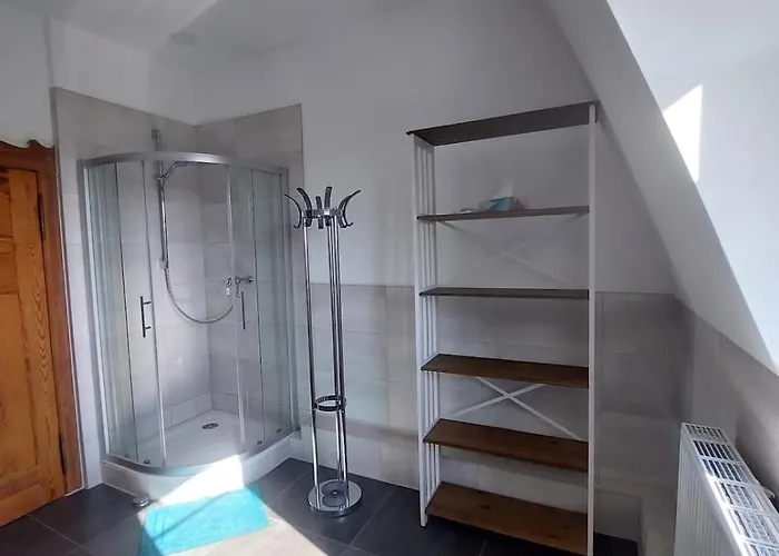 Charmante Monteurwohnung Bei Berlin, Tesla