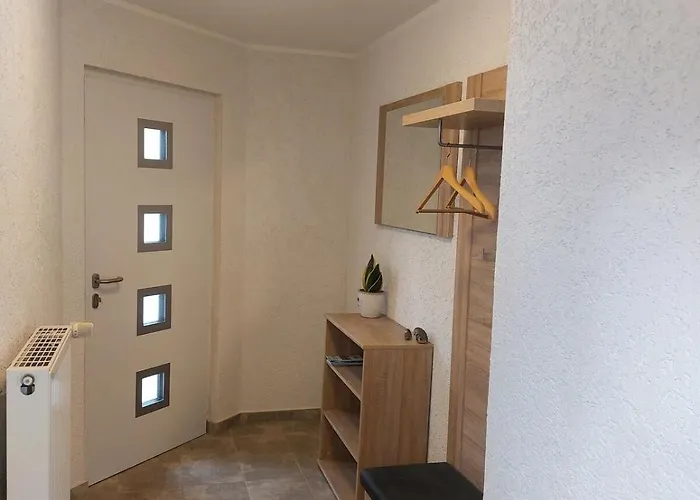 Apartment Charmante Monteurwohnung Bei Berlin, Tesla *